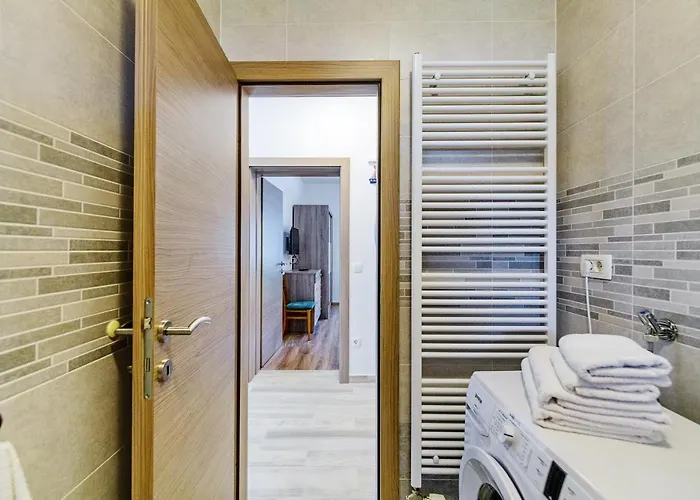 アパート Andelka